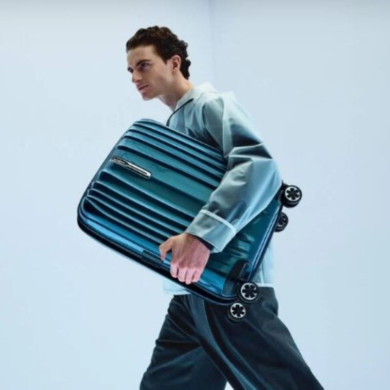 Resistente come la roccia. Incredibilmente leggera.